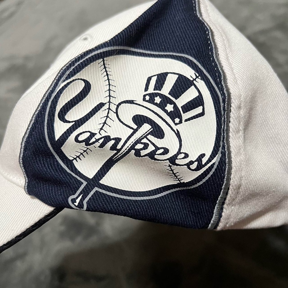 Yankees hat